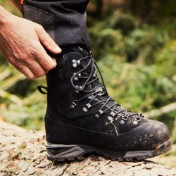 chaussures-forestiere-special-tronconneuse-logwood-noir-taille-haute-classe-3
