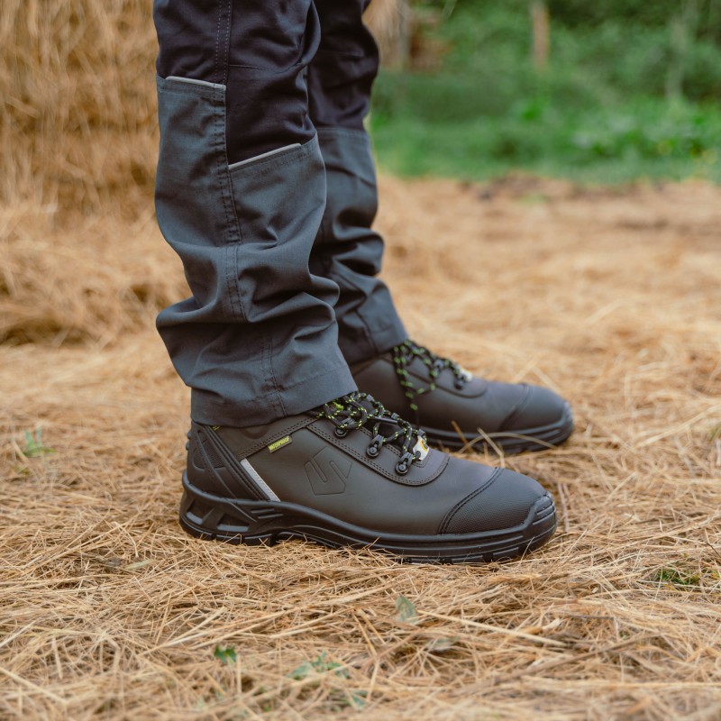 paire-de-chaussures-de-securite-esd-mallo-taille-haute